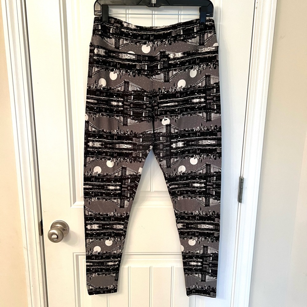LulaRoe TC Leggings